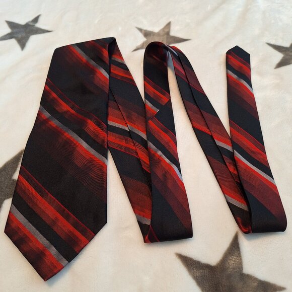 Ferucci Mens Neck Tie Red Burgundy Black White Striped 100% Silk Hand Made - Picture 1 of 6